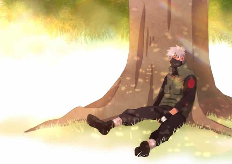 Hình thầy Kakashi suy nghĩ dưới gốc cây