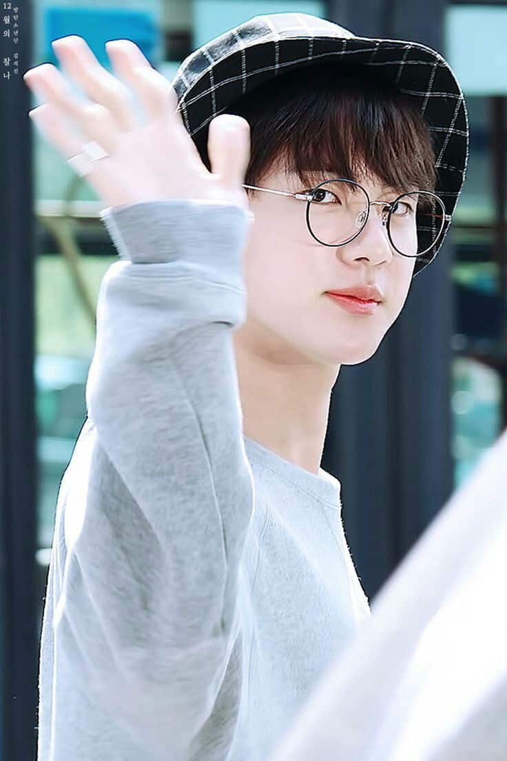 Hình Của Kim Seok Jin cute phô mai que